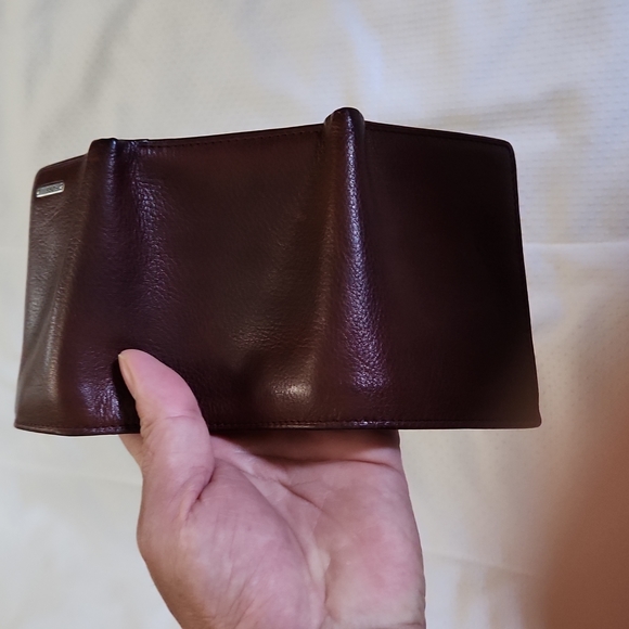 FOSSIL LEATHER WALLET - Picture 6 of 7